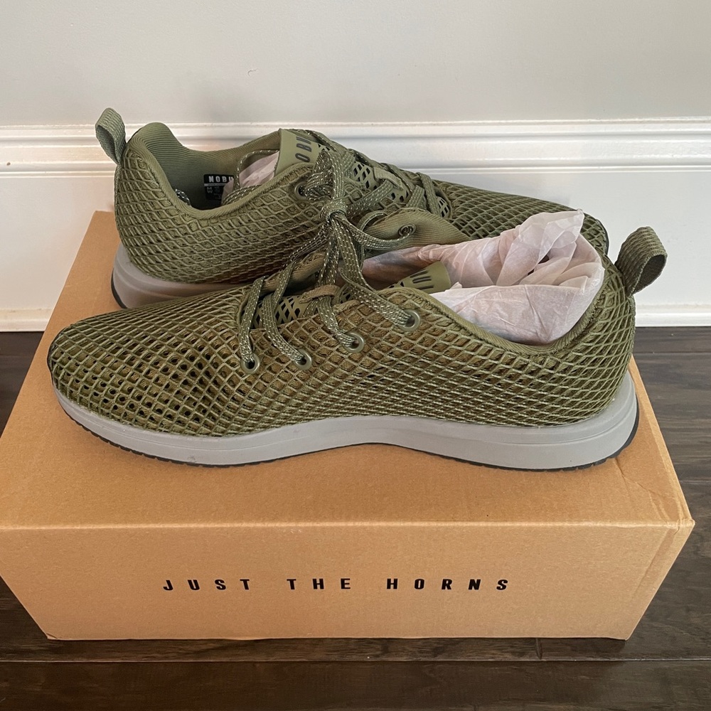 NOBULL Diamond Mesh Runner dark green size 10.5 M 12 W BRAND NEW